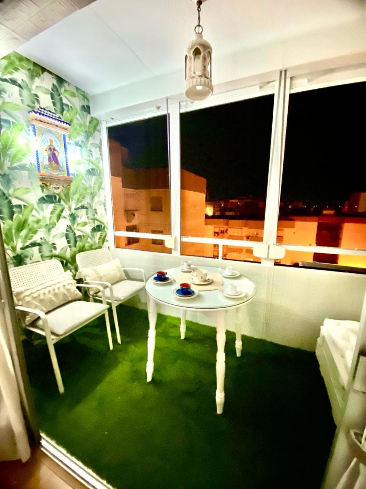 Tkm Home Amplio Y Familiar, Terraza Privada Севилья Экстерьер фото